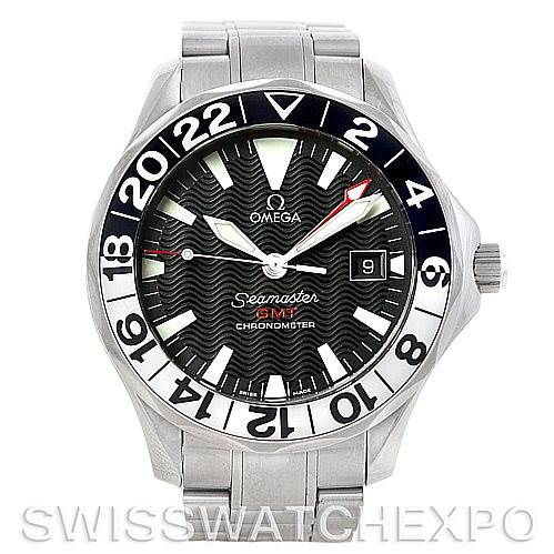This image shows a front view of the Omega Seamaster 2234.50.00 Men
s Stainless Steel Black Dial 2234.50.00 Men
s Stainless Steel Black Dial watch displaying the dial, hands, bezel, and part of the bracelet.
