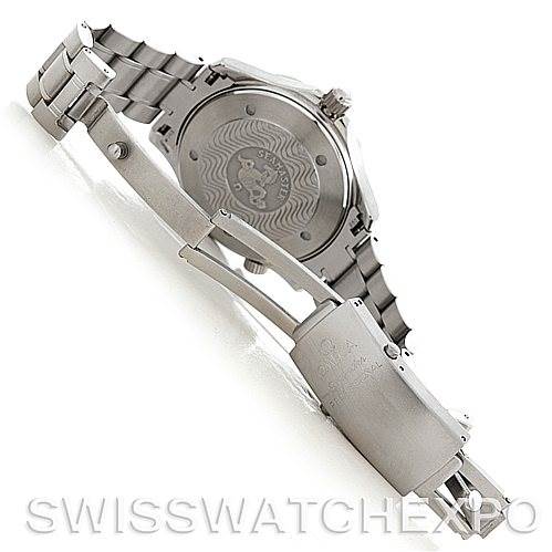 The image shows the back and clasp of an Omega Seamaster 2254.50.00 Men
s Stainless Steel Black Dial 2254.50.00 Men
s Stainless Steel Black Dial watch, highlighting the bracelet and case back.