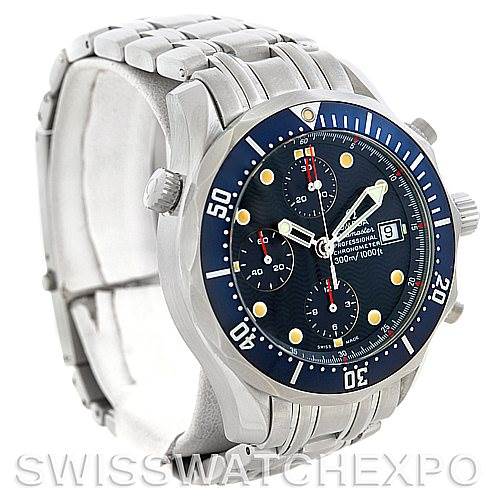 The image shows an Omega Seamaster 2599.80.00 Men
s Stainless Steel Blue Dial 2599.80.00 Men
s Stainless Steel Blue Dial watch from an oblique angle, highlighting its face, bezel, crown, and part of the bracelet.