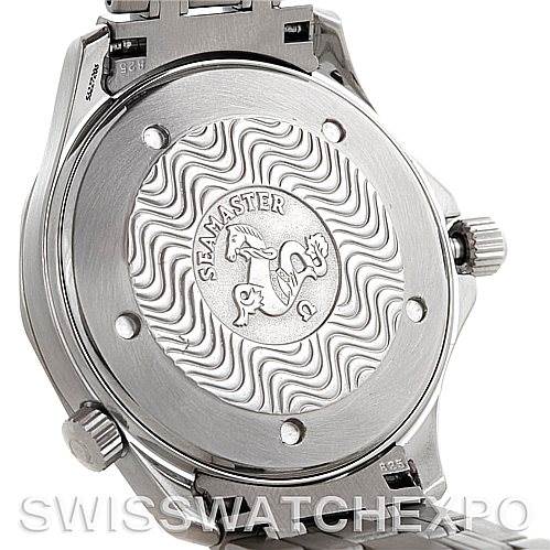 This image shows the case back of an Omega Seamaster Men
s Stainless Steel Grey Dial Men
s Stainless Steel Grey Dial watch, featuring an engraved logo and wave pattern.