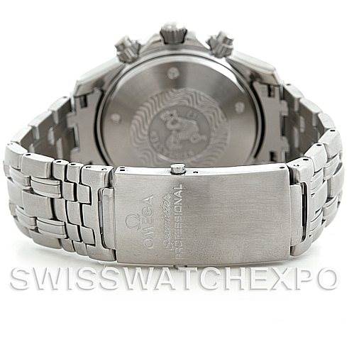 The image shows the back view and clasp of the Omega Seamaster 2598.80.00 Men
s Stainless Steel Blue Dial 2598.80.00 Men
s Stainless Steel Blue Dial watch.