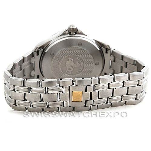 The image shows the back case and metal bracelet with clasp of the Omega Seamaster 2234.50.00 Men
s Stainless Steel Black Dial 2234.50.00 Men
s Stainless Steel Black Dial watch.