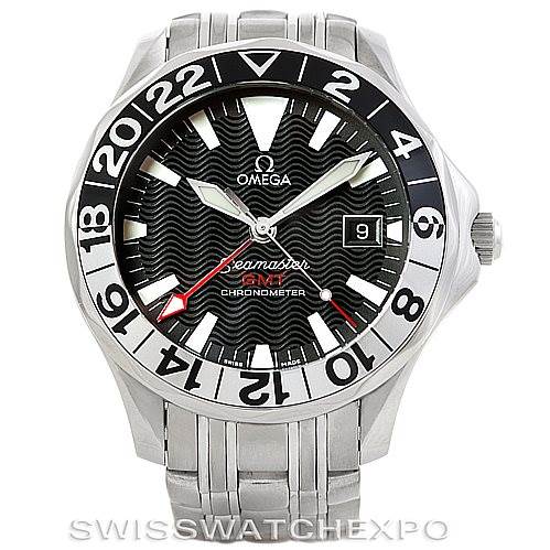 This image shows a front view of the Omega Seamaster 2234.50.00 Men
s Stainless Steel Black Dial 2234.50.00 Men
s Stainless Steel Black Dial watch, highlighting its dial, bezel, and bracelet.