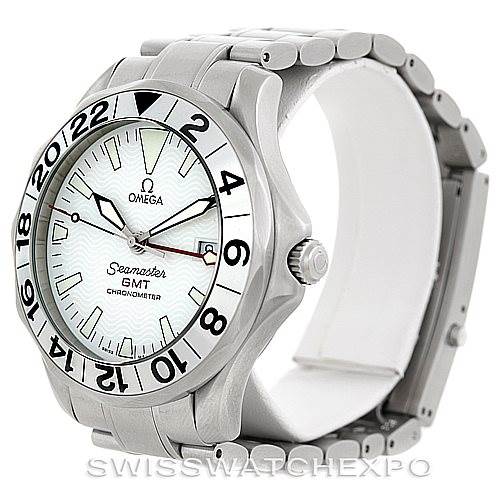 This image shows a side angle view of an Omega Seamaster 2538.20.00 Men
s Stainless Steel White Dial 2538.20.00 Men
s Stainless Steel White Dial GMT Chronometer, highlighting the dial, bezel, and part of the bracelet.