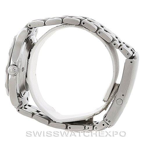 The image shows a side profile of the Omega Seamaster 2562.80.00 Men
s Stainless Steel Blue Dial 2562.80.00 Men
s Stainless Steel Blue Dial watch, emphasizing the metal bracelet and case.