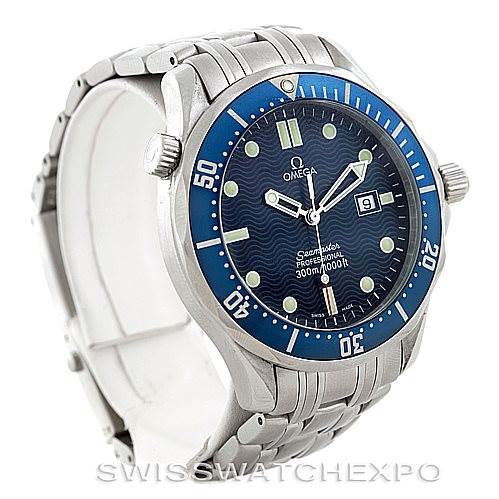 The image shows an Omega Seamaster 2541.80.00 Men
s Stainless Steel Blue Dial 2541.80.00 Men
s Stainless Steel Blue Dial watch, displaying the blue dial, date window, bezel, crown, and stainless steel bracelet in a front-side angle.