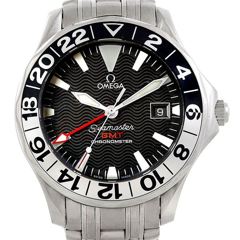 The image shows a front view of an Omega Seamaster 2234.50.00 Men
s Stainless Steel Black Dial 2234.50.00 Men
s Stainless Steel Black Dial GMT Chronometer watch with a stainless steel bracelet and black dial.