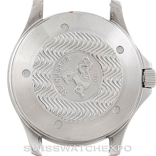 This image shows the back case of an Omega Seamaster 2538.20.00 Men
s Stainless Steel White Dial 2538.20.00 Men
s Stainless Steel White Dial watch, featuring the engraved logo and wavy pattern.