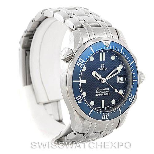 The image shows a side-angle view of an Omega Seamaster 2561.80.00 Men
s Stainless Steel Blue Dial 2561.80.00 Men
s Stainless Steel Blue Dial Professional watch, highlighting its blue bezel, dial, and metal bracelet.