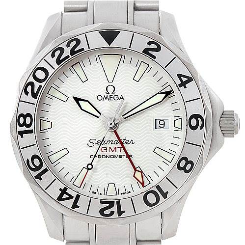 The image shows a front view of an Omega Seamaster 2538.20.00 Men
s Stainless Steel White Dial 2538.20.00 Men
s Stainless Steel White Dial GMT Chronometer watch, displaying the dial, hands, bezel, and part of the bracelet.