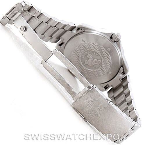 The image shows the back case and opened clasp of an Omega Seamaster 2538.20.00 Men
s Stainless Steel White Dial 2538.20.00 Men
s Stainless Steel White Dial watch.