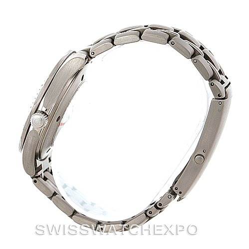 This side view shows the band and case profile of an Omega Seamaster 2031.50.00 Men
s Titanium Black Dial 2031.50.00 Men
s Titanium Black Dial watch.