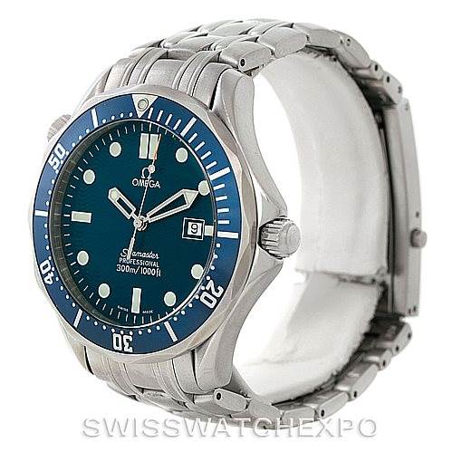 The image shows a side-angle view of an Omega Seamaster 2541.80.00 Men
s Stainless Steel Blue Dial 2541.80.00 Men
s Stainless Steel Blue Dial watch, featuring the dial, bezel, and stainless steel bracelet.