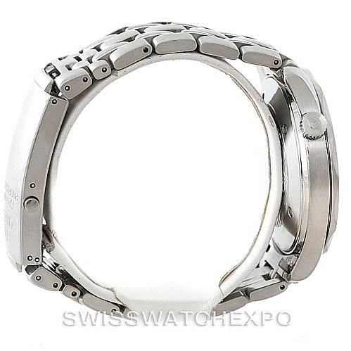 The image shows a side view of an Omega Seamaster 2541.80.00 Men
s Stainless Steel Blue Dial 2541.80.00 Men
s Stainless Steel Blue Dial watch, highlighting the metal bracelet, watch crown, and part of the case.