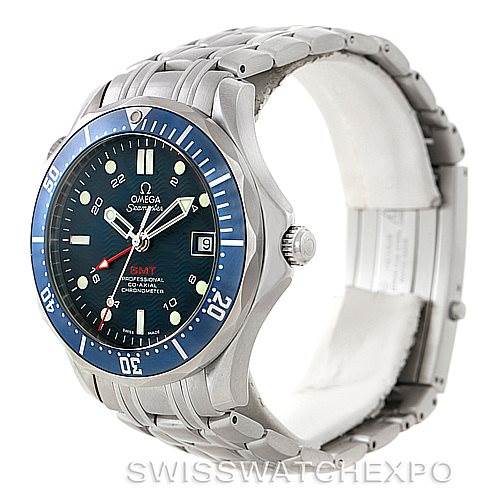 The image shows an Omega Seamaster 2535.80.00 Men
s Stainless Steel Blue Dial 2535.80.00 Men
s Stainless Steel Blue Dial watch angled to display the face, bezel, crown, and part of the metal bracelet.