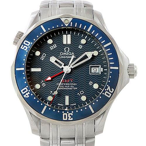 The image shows the front view of an Omega Seamaster 2535.80.00 Men
s Stainless Steel Blue Dial 2535.80.00 Men
s Stainless Steel Blue Dial watch, featuring its dial, bezel, and bracelet.