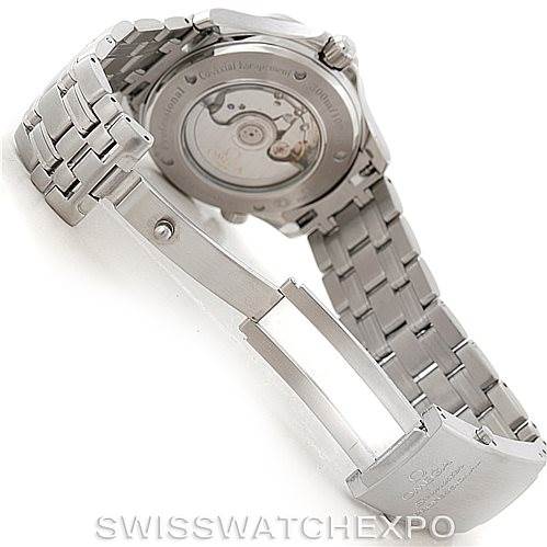 The image shows the open clasp and the back side of the Omega Seamaster 2535.80.00 Men
s Stainless Steel Blue Dial 2535.80.00 Men
s Stainless Steel Blue Dial watch, revealing the movement through the transparent case back.