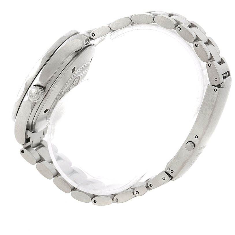 This image shows a side view of the Omega Seamaster 2538.20.00 Men
s Stainless Steel White Dial 2538.20.00 Men
s Stainless Steel White Dial watch, focusing on the case profile and stainless steel bracelet.