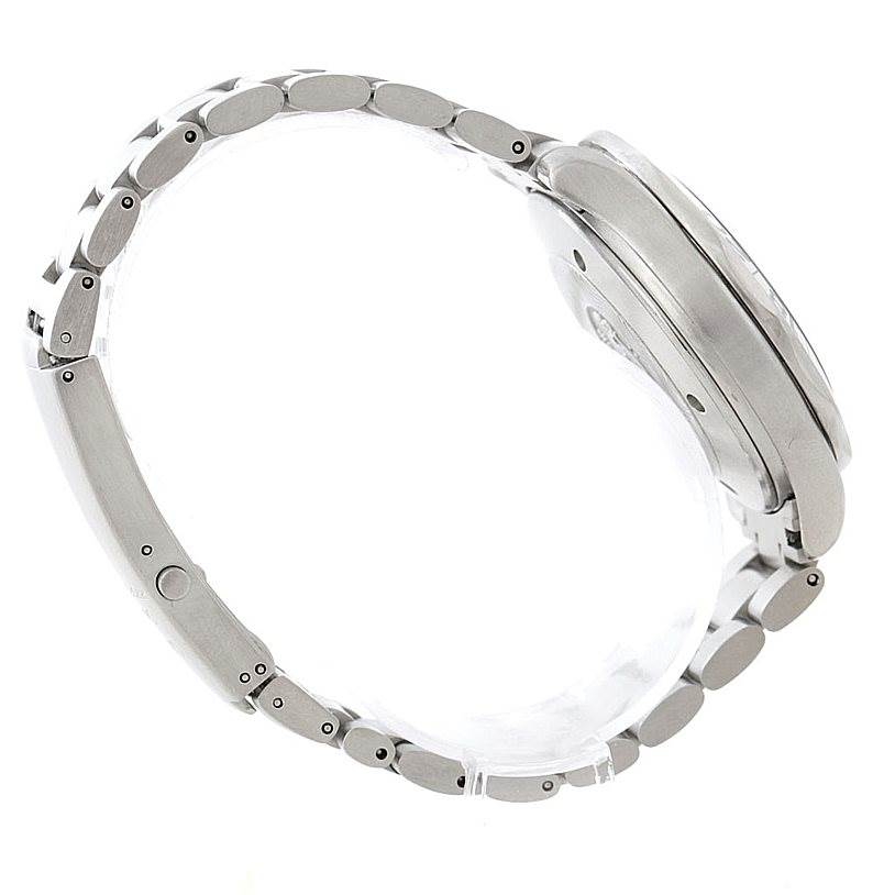 The image shows a side view of an Omega Seamaster 2538.20.00 Men
s Stainless Steel White Dial 2538.20.00 Men
s Stainless Steel White Dial watch, highlighting the bracelet and case.