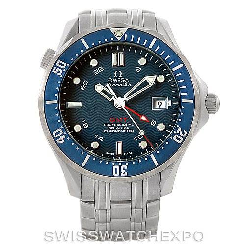 The image shows a front view of an Omega Seamaster 2535.80.00 Men
s Stainless Steel Blue Dial 2535.80.00 Men
s Stainless Steel Blue Dial watch, highlighting its dial, bezel, and bracelet.
