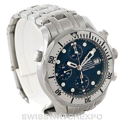 The image shows a side angle of an Omega Seamaster 2598.80.00 Men
s Stainless Steel Blue Dial 2598.80.00 Men
s Stainless Steel Blue Dial watch, highlighting its bezel, crown, bracelet, and dial.