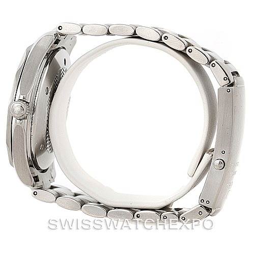 This image shows a side view of the Omega Seamaster 2254.50.00 Men
s Stainless Steel Black Dial 2254.50.00 Men
s Stainless Steel Black Dial watch, highlighting the case, crown, and metal bracelet.