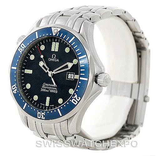 This image shows an Omega Seamaster 2541.80.00 Men
s Stainless Steel Blue Dial 2541.80.00 Men
s Stainless Steel Blue Dial watch at an angled side view, highlighting the face, bezel, crown, and bracelet.