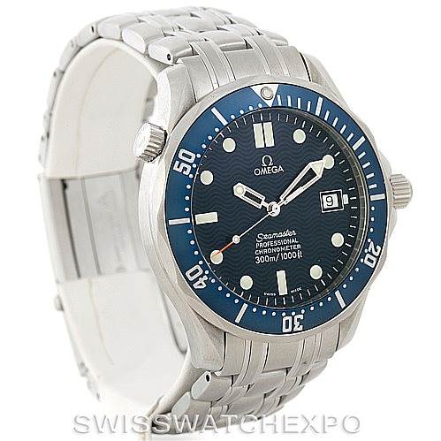 The image shows an Omega Seamaster 2531.80.00 Men
s Stainless Steel Blue Dial 2531.80.00 Men
s Stainless Steel Blue Dial watch at a three-quarter view, highlighting the face, bezel, crown, and stainless steel bracelet.