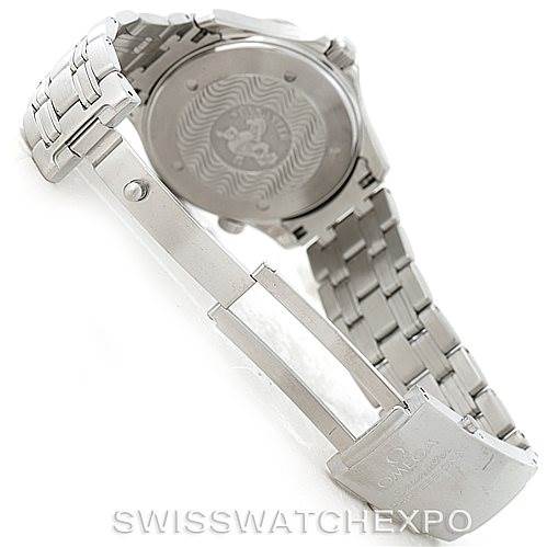 The image displays the open stainless steel bracelet and the back case of the Omega Seamaster 2531.80.00 Men
s Stainless Steel Blue Dial 2531.80.00 Men
s Stainless Steel Blue Dial watch, highlighting the clasp and case back engraving.