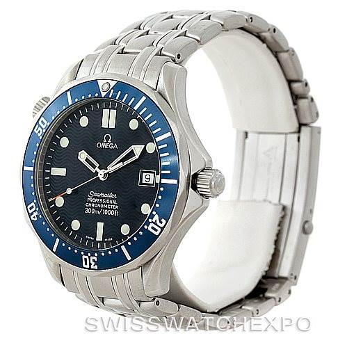 This image shows an Omega Seamaster 2531.80.00 Men
s Stainless Steel Blue Dial 2531.80.00 Men
s Stainless Steel Blue Dial watch at a slight angle, highlighting the face, bezel, crown, and bracelet.
