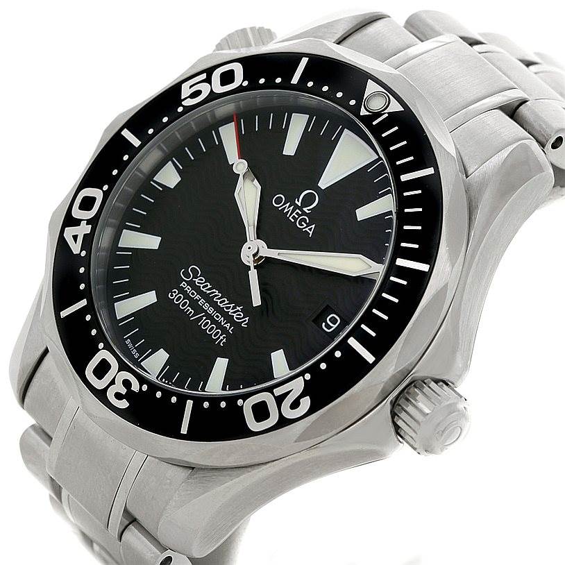 The image shows an angled view of an Omega Seamaster 2262.50.00 Men
s Stainless Steel Black Dial 2262.50.00 Men
s Stainless Steel Black Dial watch, highlighting the face, bezel, crown, and part of the bracelet.