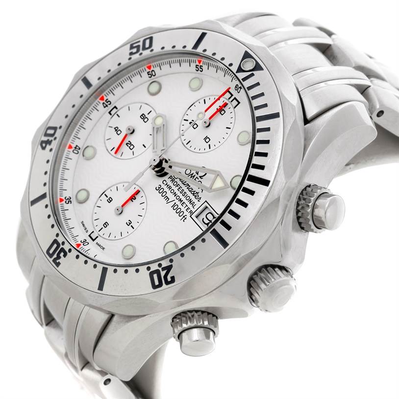 The image shows a side angle of the Omega Seamaster 2598.20.00 Men
s Stainless Steel White Dial 2598.20.00 Men
s Stainless Steel White Dial watch, highlighting the bezel, crown, pushers, and bracelet.