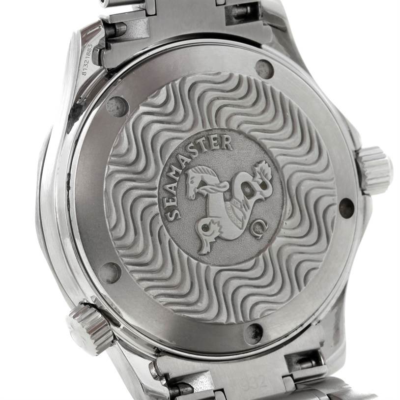 The image shows the back case and part of the bracelet of an Omega Seamaster 2252.50.00 Men
s Stainless Steel Black Dial 2252.50.00 Men
s Stainless Steel Black Dial watch from a slightly angled view.