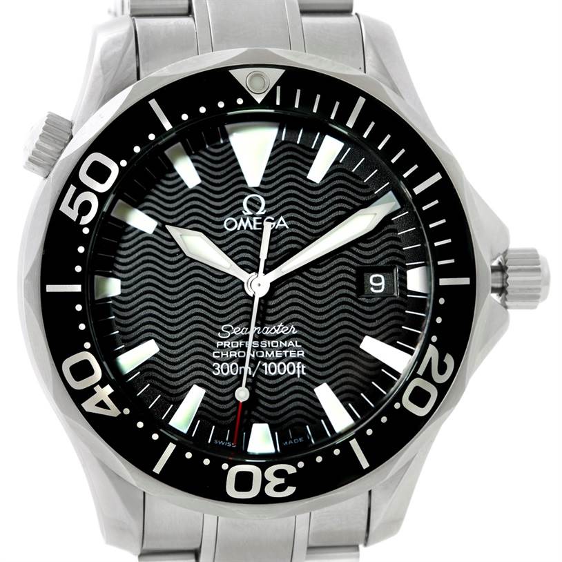 This image shows a front view of an Omega Seamaster 2254.50.00 Men
s Stainless Steel Black Dial 2254.50.00 Men
s Stainless Steel Black Dial watch, highlighting the dial, hands, bezel, and bracelet.