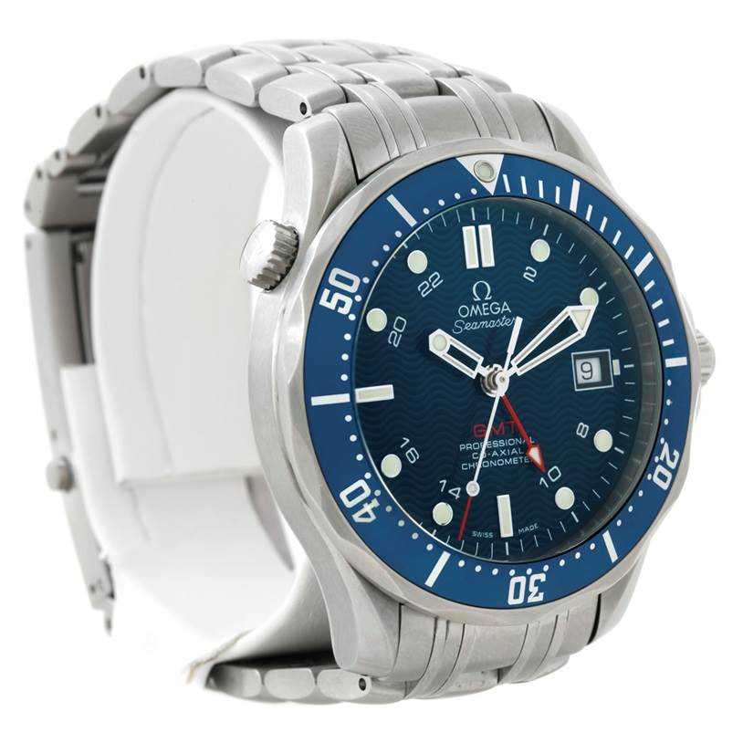 The Omega Seamaster 2535.80.00 Men
s Stainless Steel Blue Dial 2535.80.00 Men
s Stainless Steel Blue Dial watch is shown from an angled front-right view, displaying the face, bezel, crown, and part of the metal bracelet.