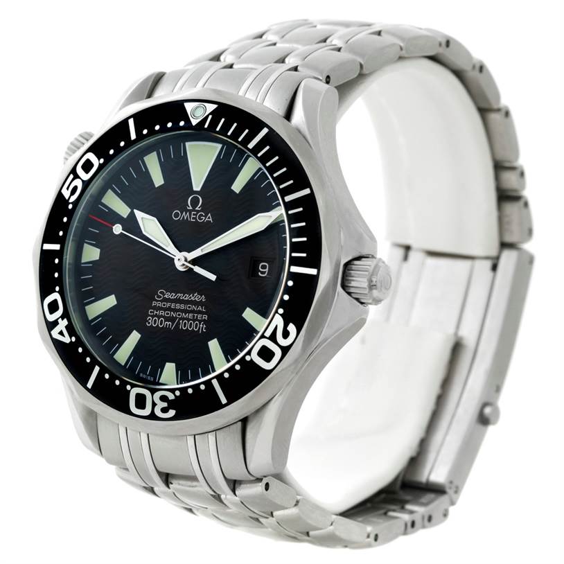 This Omega Seamaster 2254 50 00 Men
s Stainless Steel Black Dial 2254 50 00 Men
s Stainless Steel Black Dial watch is shown at an oblique angle, displaying the face, bezel, crown, and part of the bracelet.