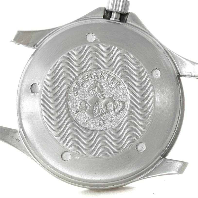 The image shows the case back of an Omega Seamaster 2538.20.00 Men
s Stainless Steel White Dial 2538.20.00 Men
s Stainless Steel White Dial watch, viewed from the back.