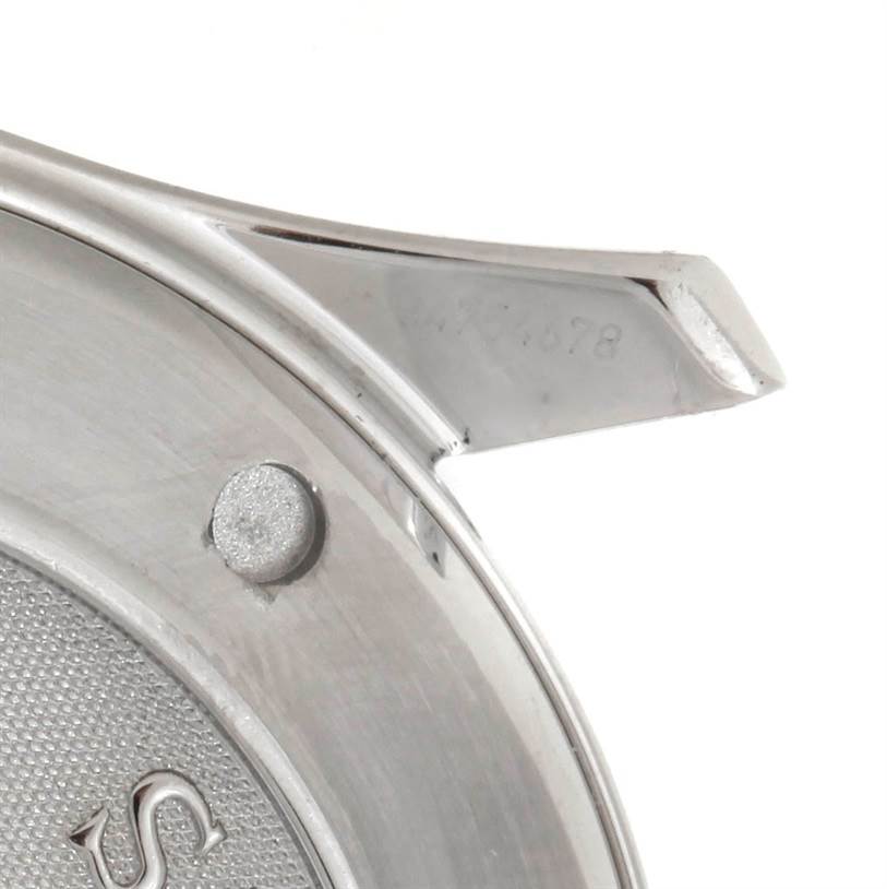 The image shows a close-up of the lug and part of the case back of the Omega Seamaster 2220.80.00 Men
s Stainless Steel Blue Dial 2220.80.00 Men
s Stainless Steel Blue Dial watch.