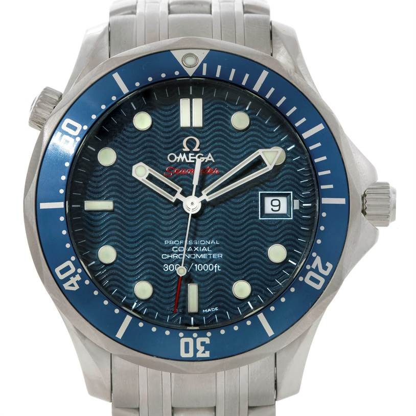 The image displays a front view of an Omega Seamaster 2220.80.00 Men
s Stainless Steel Blue Dial 2220.80.00 Men
s Stainless Steel Blue Dial watch, highlighting its blue dial, bezel, and stainless steel bracelet.