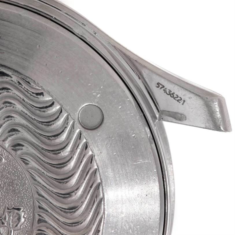 This close-up angle shows the case back and part of the lug of an Omega Seamaster 2064.50.00 Men
s Stainless Steel Black Dial 2064.50.00 Men
s Stainless Steel Black Dial watch.