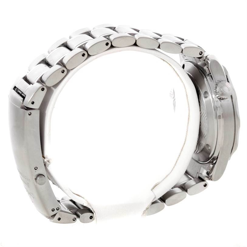 This image shows a side view of the Omega Seamaster 2252.50.00 Men
s Stainless Steel Black Dial 2252.50.00 Men
s Stainless Steel Black Dial watch, focusing on the bracelet and clasp.