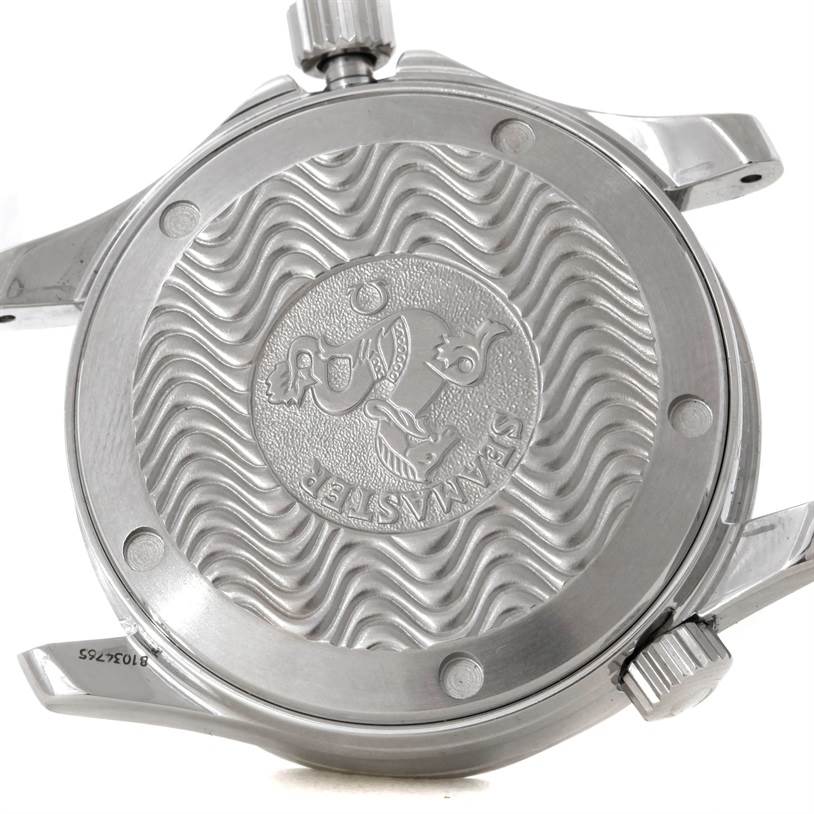 The image shows the back case of an Omega Seamaster 2551.80.00 Men
s Stainless Steel Blue Dial 2551.80.00 Men
s Stainless Steel Blue Dial watch, including the crown and lugs.