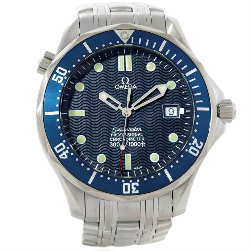 The image shows a front view of the Omega Seamaster 2531.80.00 Men
s Stainless Steel Blue Dial 2531.80.00 Men
s Stainless Steel Blue Dial watch, highlighting its dial, bezel, bracelet, and date display.
