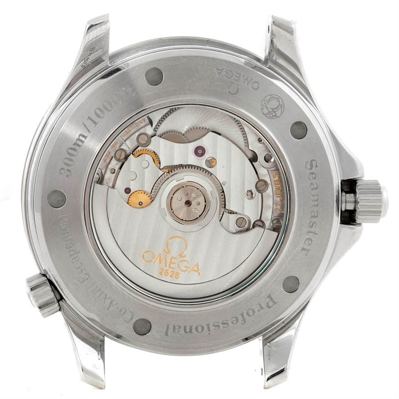 The image shows the back view of an Omega Seamaster 2535.80.00 Men
s Stainless Steel Blue Dial 2535.80.00 Men
s Stainless Steel Blue Dial watch, highlighting its internal movement and mechanism.