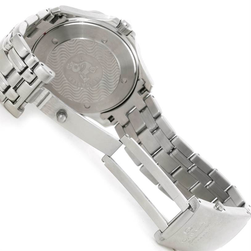 This image shows the back case, metal bracelet, and clasp of an Omega Seamaster 2531.80.00 Men's Stainless Steel Blue Dial 2531.80.00 Men's Stainless Steel Blue Dial watch.