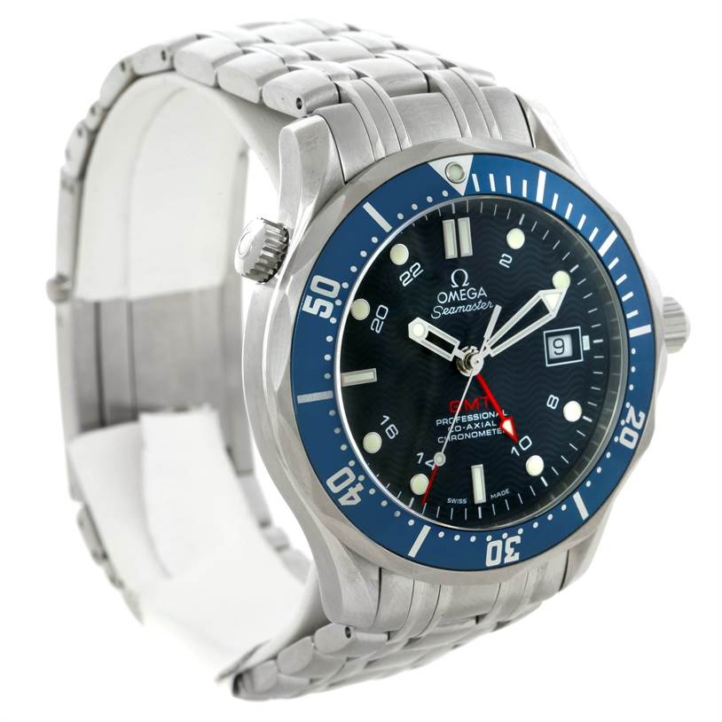 The Omega Seamaster 2535.80.00 Men's Stainless Steel Blue Dial 2535.80.00 Men's Stainless Steel Blue Dial watch is shown at a three-quarter angle, highlighting its face, bezel, crown, and metal bracelet.