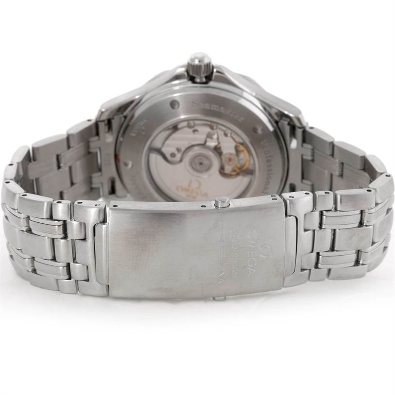 The image shows the back view of an Omega Seamaster 2535.80.00 Men's Stainless Steel Blue Dial 2535.80.00 Men's Stainless Steel Blue Dial watch, displaying its caseback and bracelet clasp.