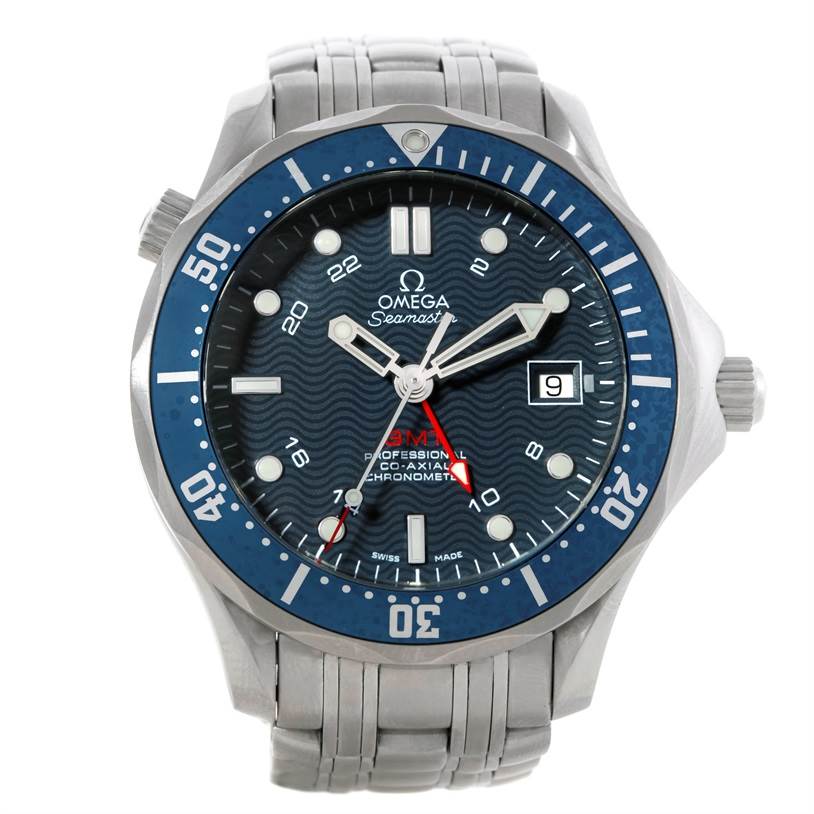 The image shows a front view of the Omega Seamaster 2535.80.00 Men
s Stainless Steel Blue Dial 2535.80.00 Men
s Stainless Steel Blue Dial watch, highlighting its bezel, dial, hands, date window, and bracelet.