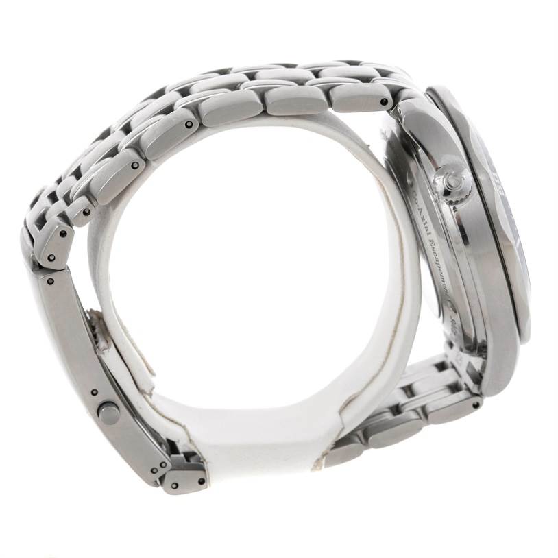 The image displays a side view of the Omega Seamaster 2535.80.00 Men
s Stainless Steel Blue Dial 2535.80.00 Men
s Stainless Steel Blue Dial watch, highlighting the stainless steel bracelet and case.