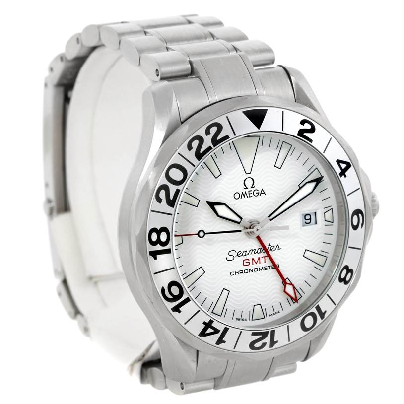 The image shows a front-angle view of an Omega Seamaster 2538.20.00 Men
s Stainless Steel White Dial 2538.20.00 Men
s Stainless Steel White Dial GMT Chronometer watch, featuring the dial, bezel, and bracelet.